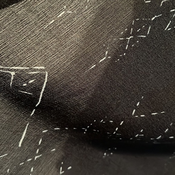 Eileen fisher kimono style silk jacket. Black and cream pattern. RARE - Picture 7 of 13